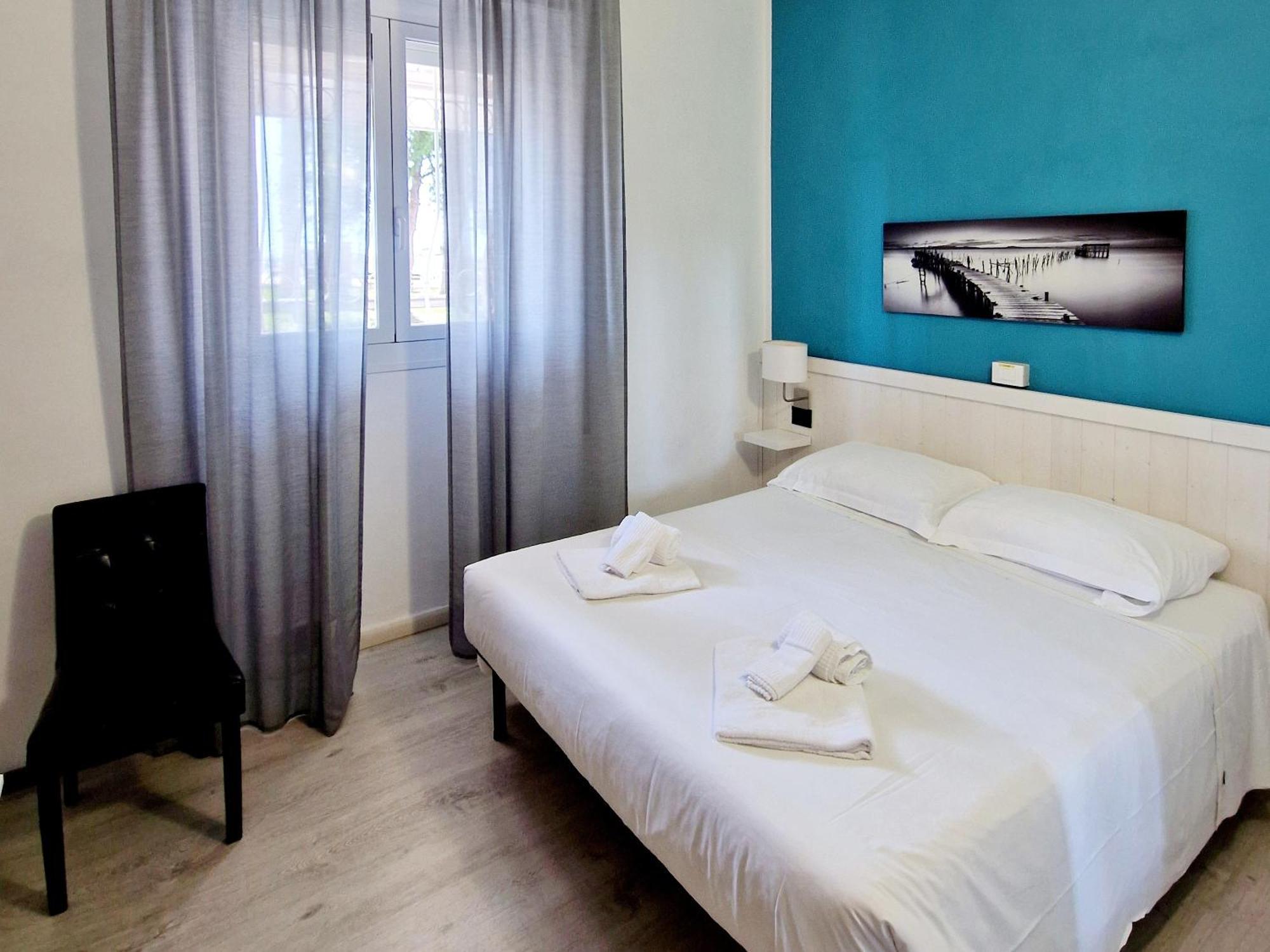 Vela Bianca H & R Hotel ดิอาโนมารีนา ภายนอก รูปภาพ